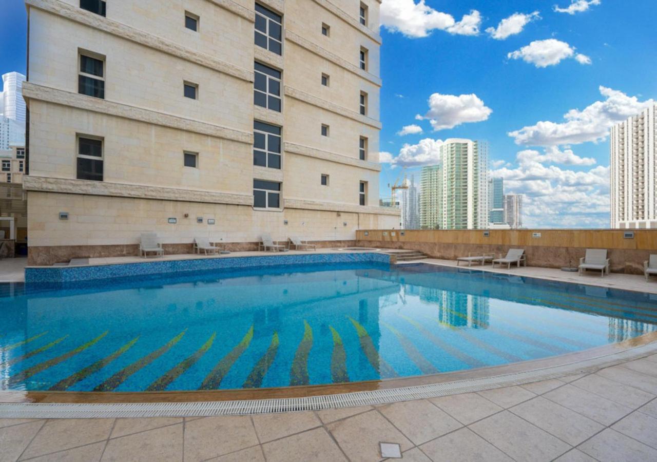 Reem Island Haven With Stellar Balcony Views अपार्टमेंट